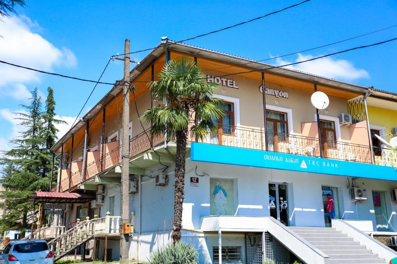 Canyon Hotel Khidi エクステリア 写真